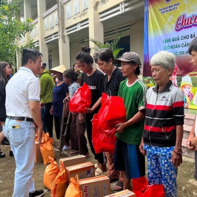 Hoạt động từ thiện 1